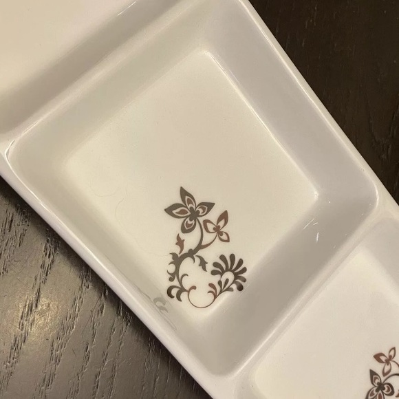 Mikasa Gourmet Basics Chocolate Swirl Server - Picture 4 of 8